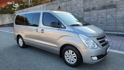 Hyundai Starex