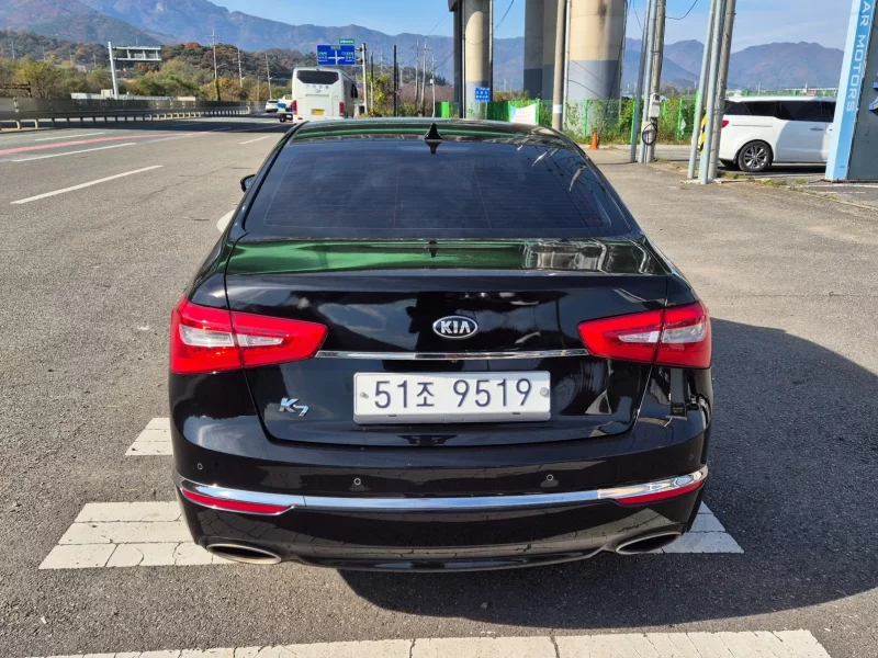Kia K7