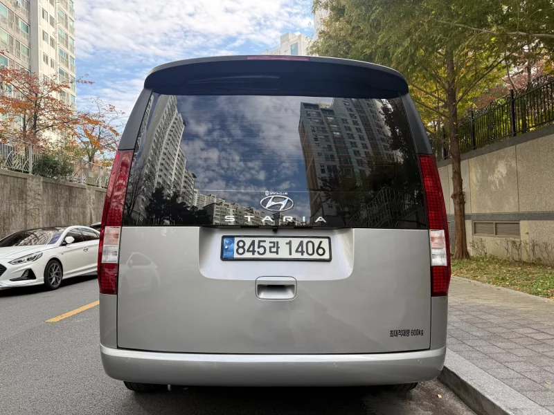 Hyundai Staria