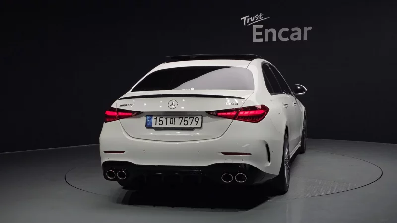 Mercedes-Benz C-Class