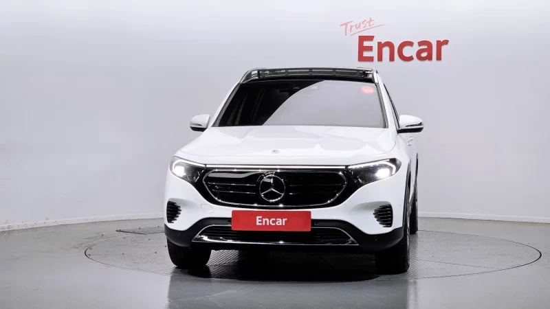 Mercedes-Benz EQB