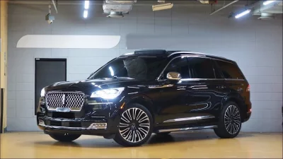 Lincoln AVIATOR
