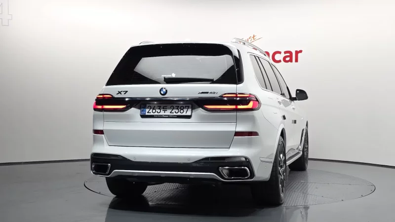 BMW X7