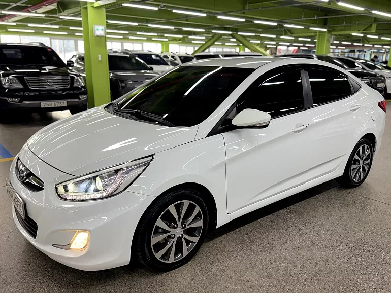 Hyundai Accent