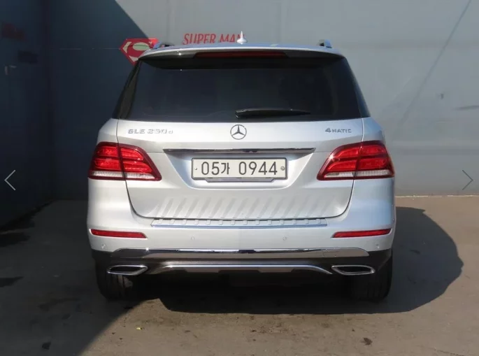 Mercedes-Benz GLE-Class