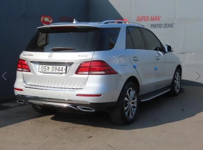 Mercedes-Benz GLE-Class