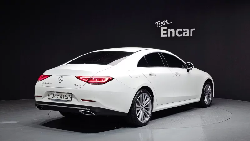 Mercedes-Benz CLS-Class