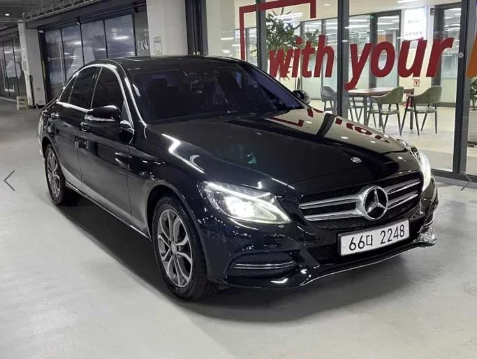 Mercedes-Benz C-Class
