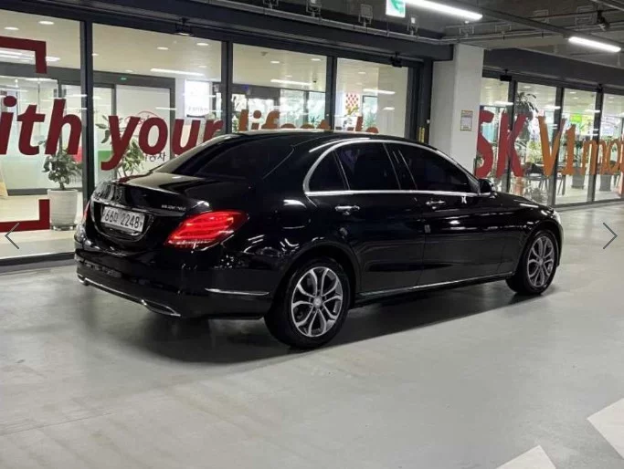 Mercedes-Benz C-Class