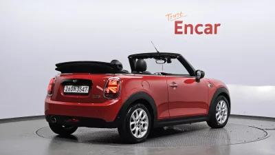 MINI Cooper Convertible