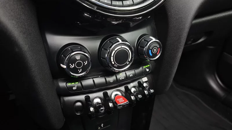 MINI Cooper Convertible