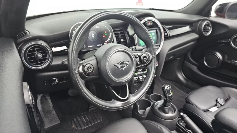 MINI Cooper Convertible