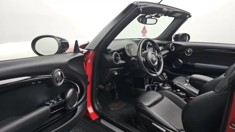 MINI Cooper Convertible