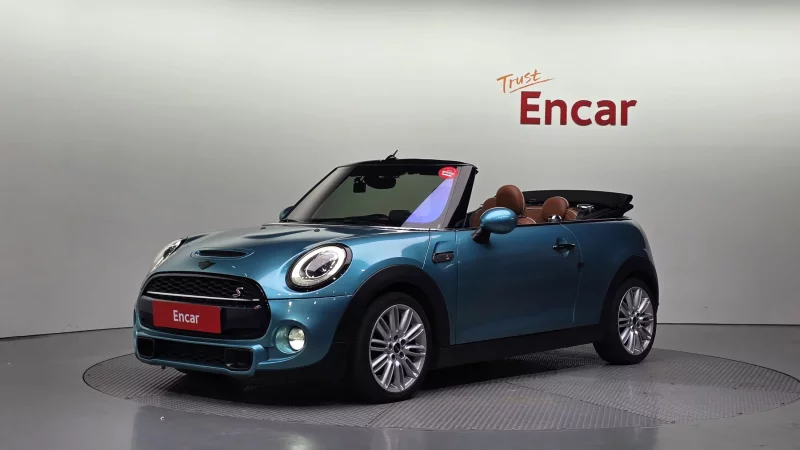 MINI Cooper Convertible