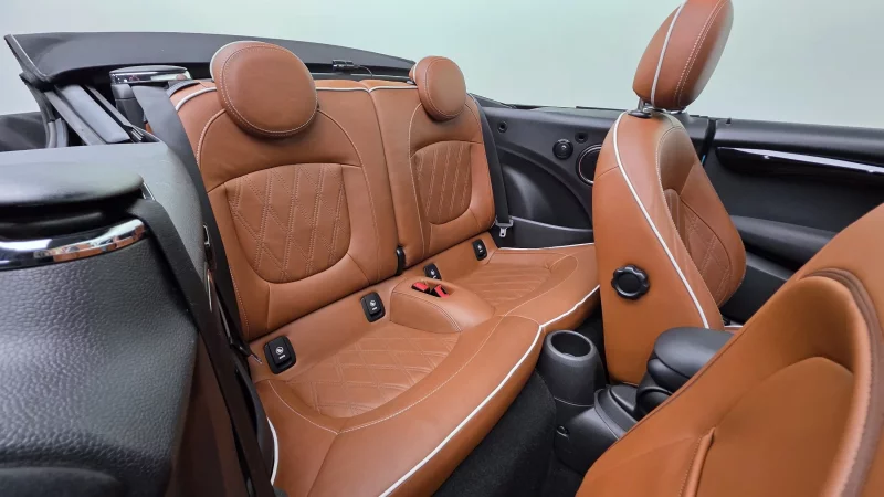 MINI Cooper Convertible