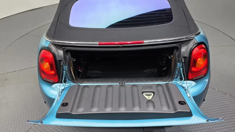 MINI Cooper Convertible