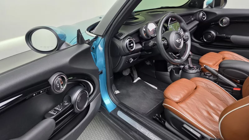 MINI Cooper Convertible