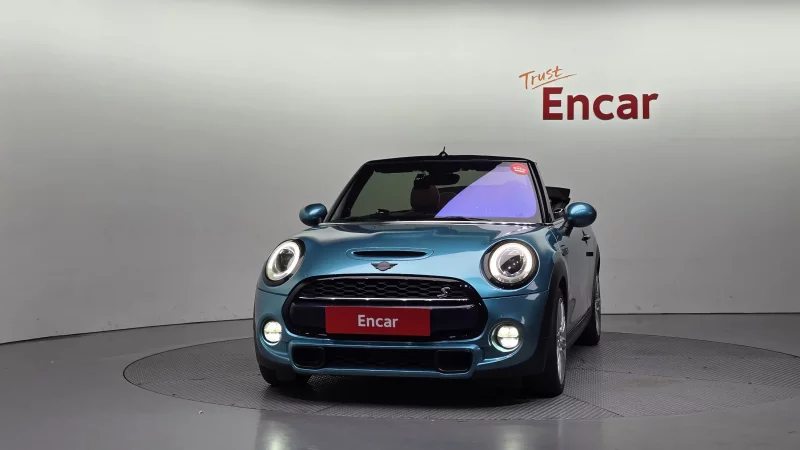 MINI Cooper Convertible