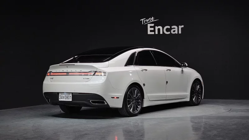 Lincoln MKZ