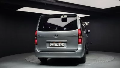 Hyundai Starex
