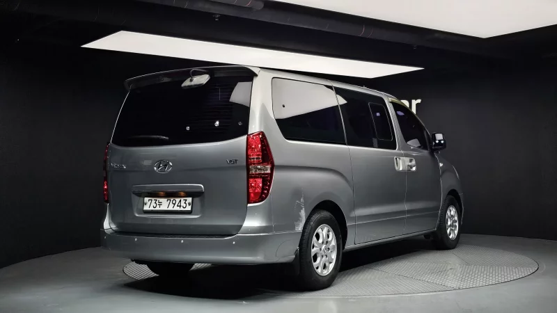 Hyundai Grand Starex