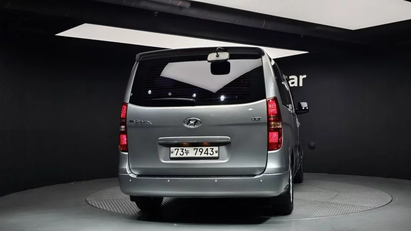 Hyundai Grand Starex