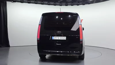 Hyundai Staria
