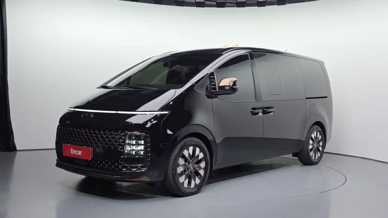 Hyundai Staria
