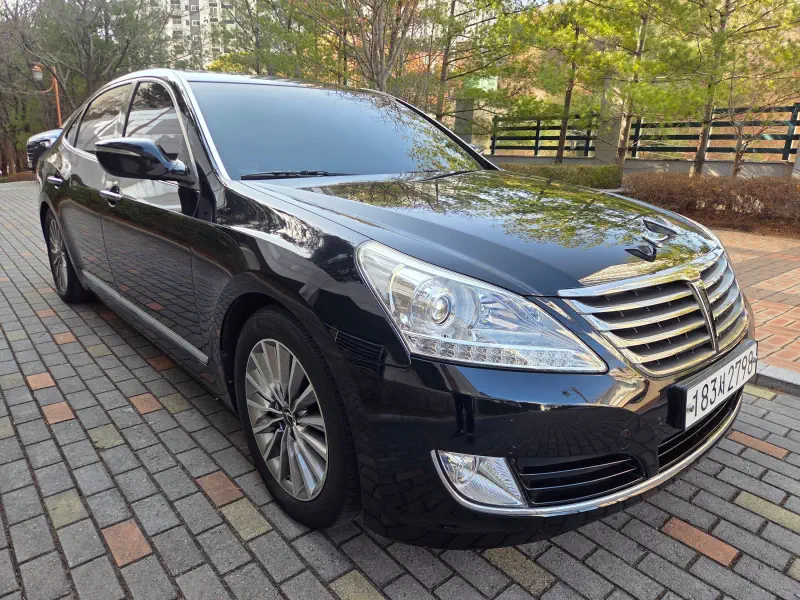 Hyundai Equus