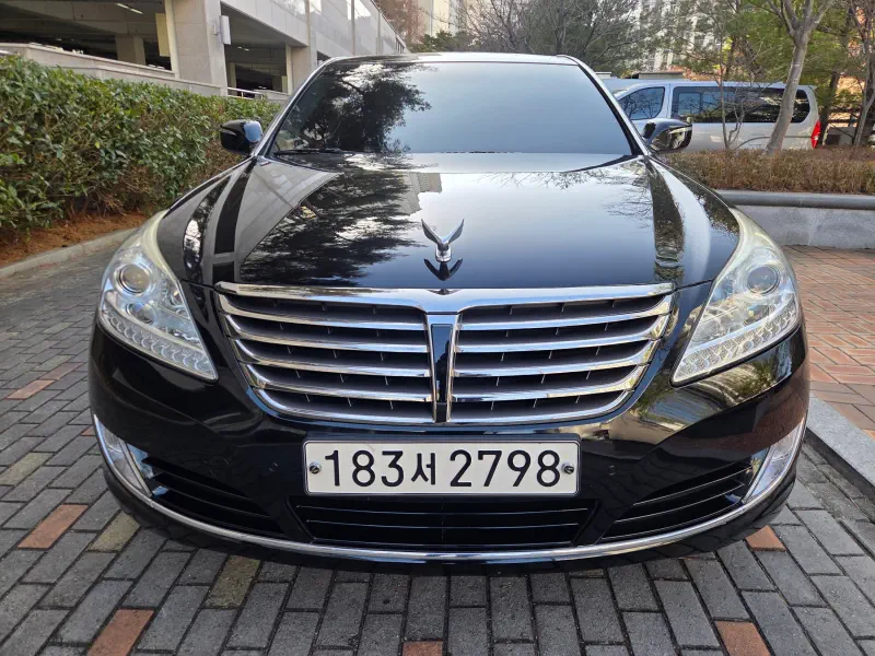 Hyundai Equus