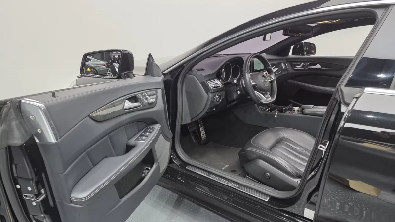 Mercedes-Benz CLS-Class