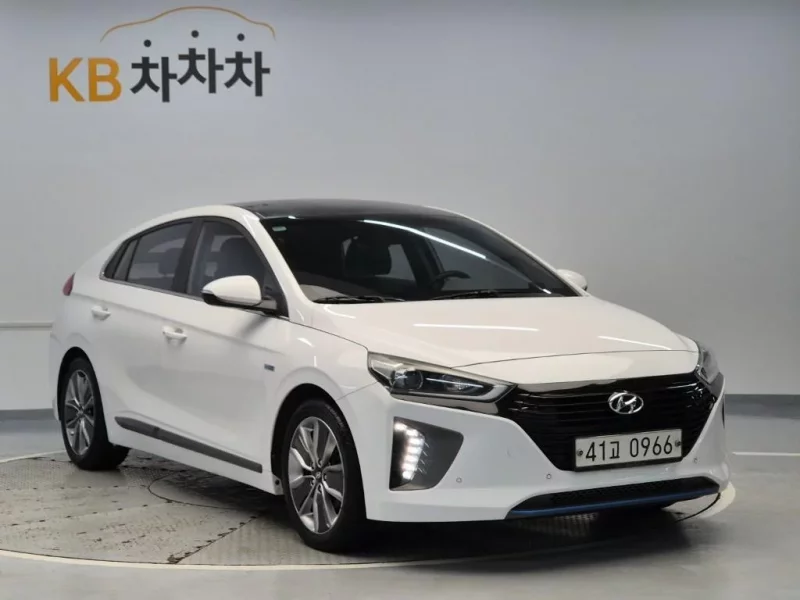 Hyundai Ioniq