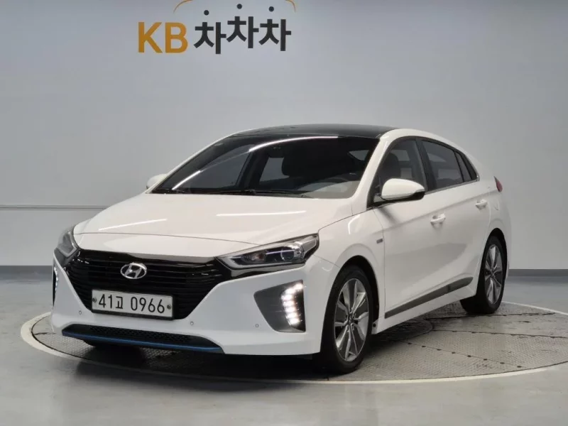 Hyundai Ioniq