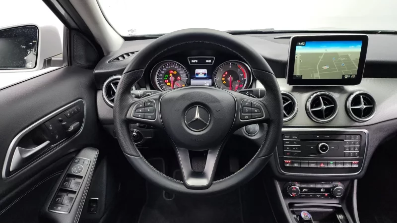 Mercedes-Benz GLA-Class