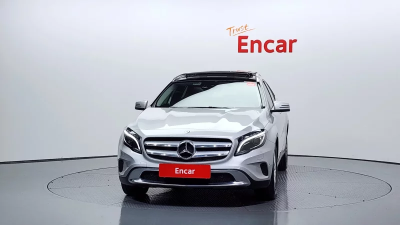 Mercedes-Benz GLA-Class