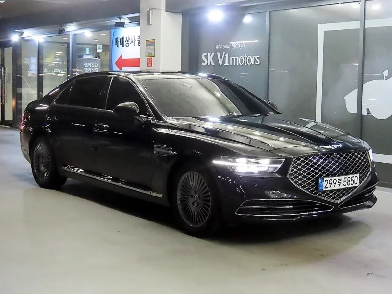 Genesis G90