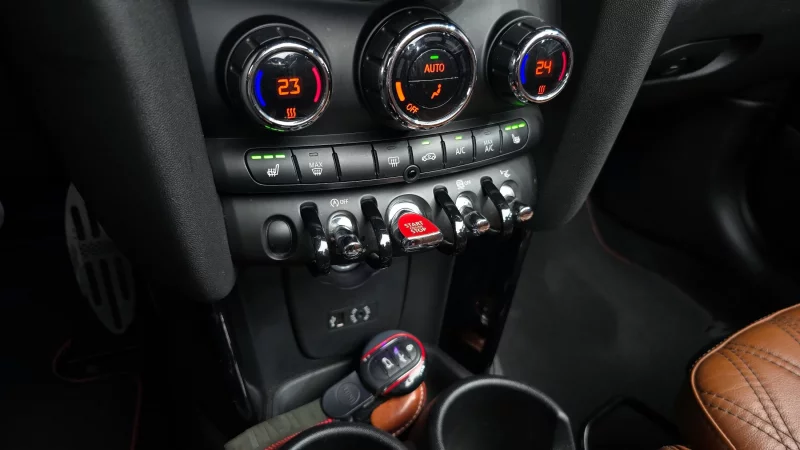 MINI Cooper Convertible