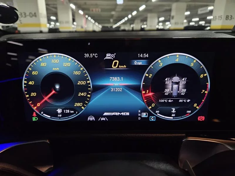 Mercedes-Benz GLB-Class