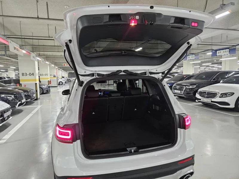 Mercedes-Benz GLB-Class