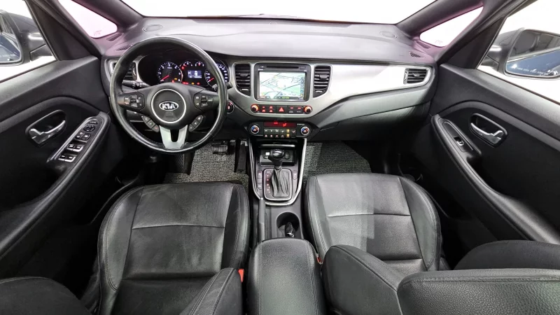 Kia Carens