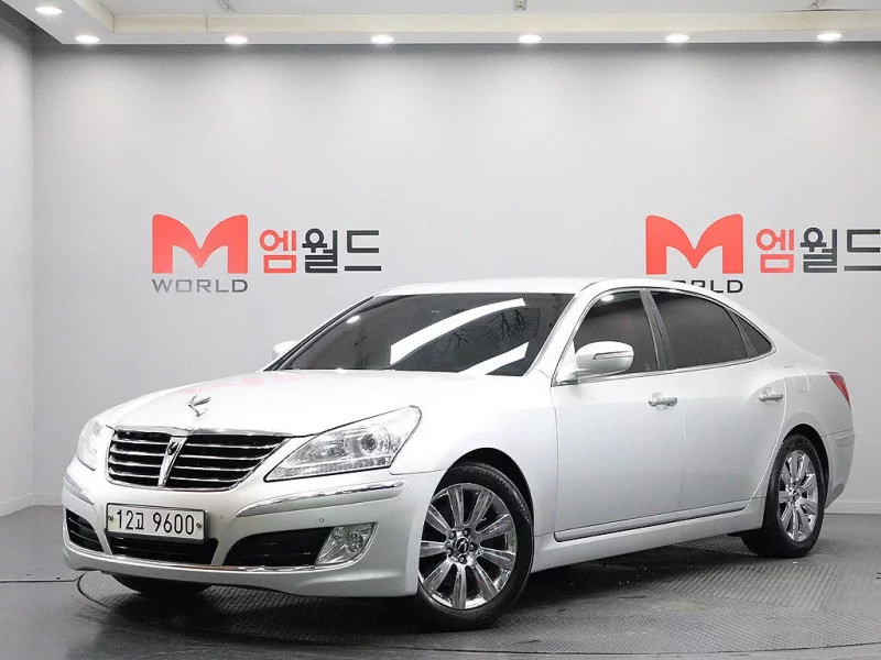 Hyundai Equus