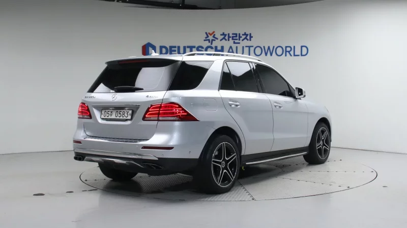 Mercedes-Benz GLE-Class