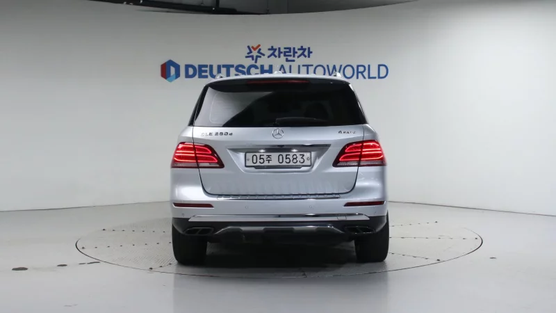 Mercedes-Benz GLE-Class