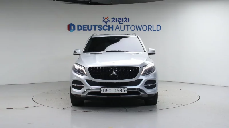 Mercedes-Benz GLE-Class