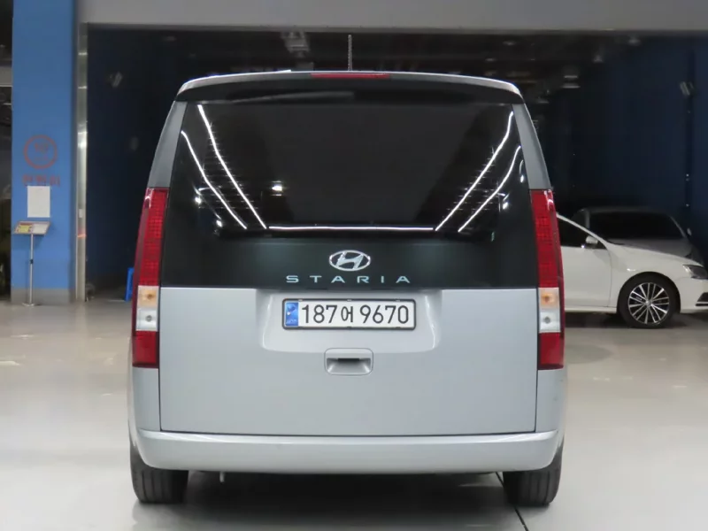 Hyundai Staria