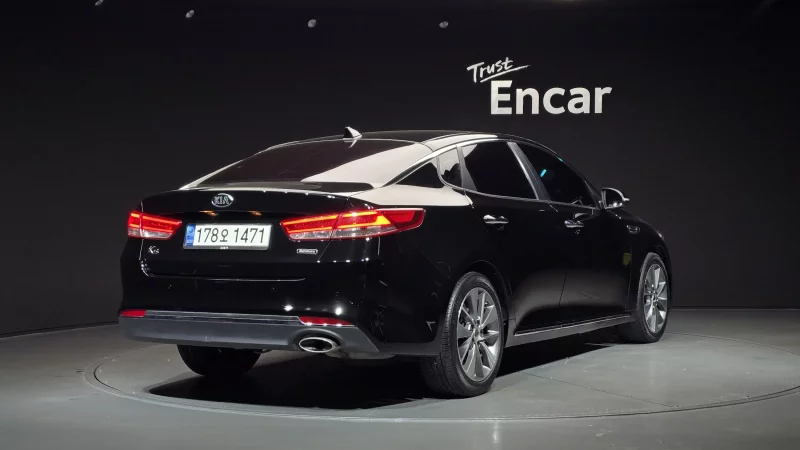 Kia K5