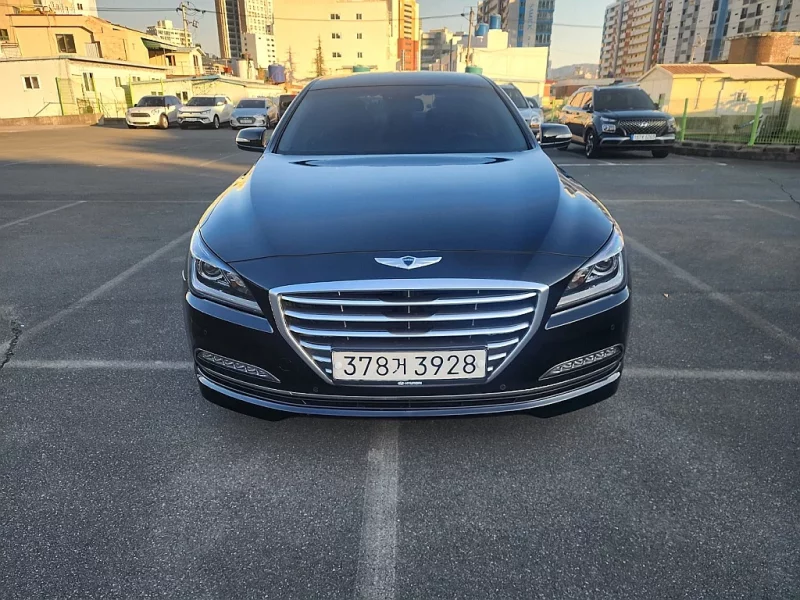 Hyundai Genesis