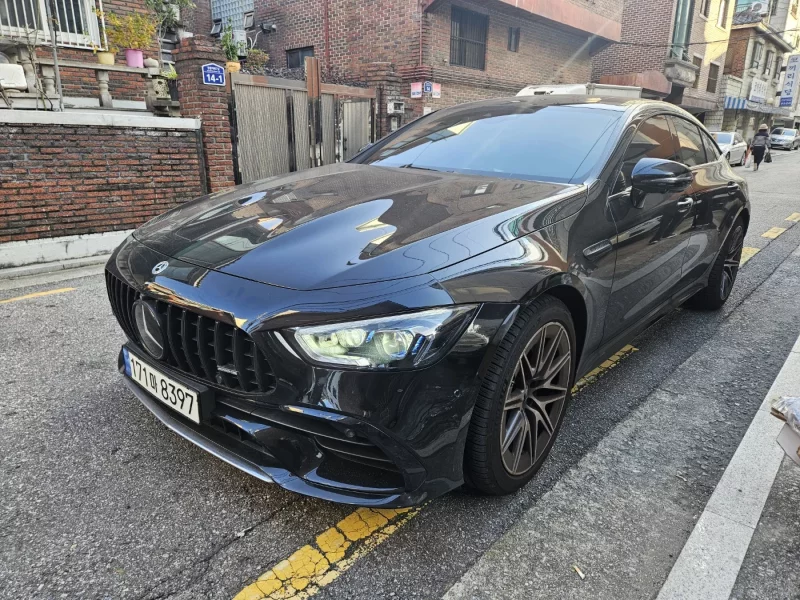 Mercedes-Benz AMG GT