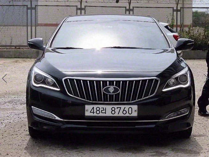 Hyundai Aslan