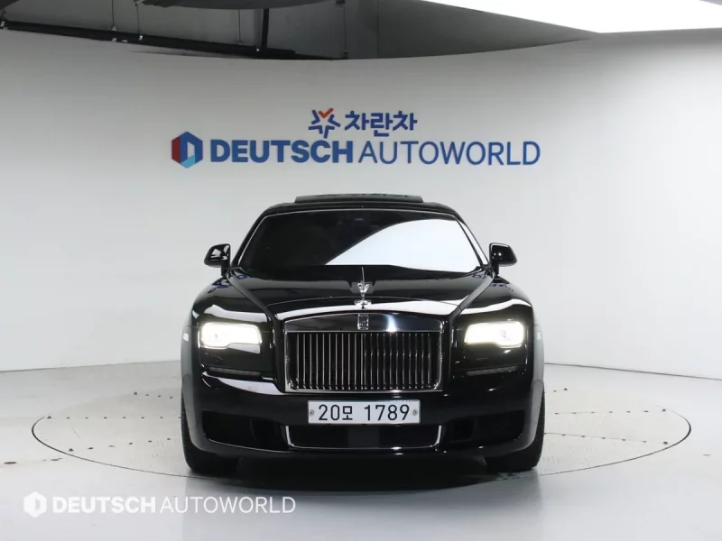 Rolls-Royce GHOST